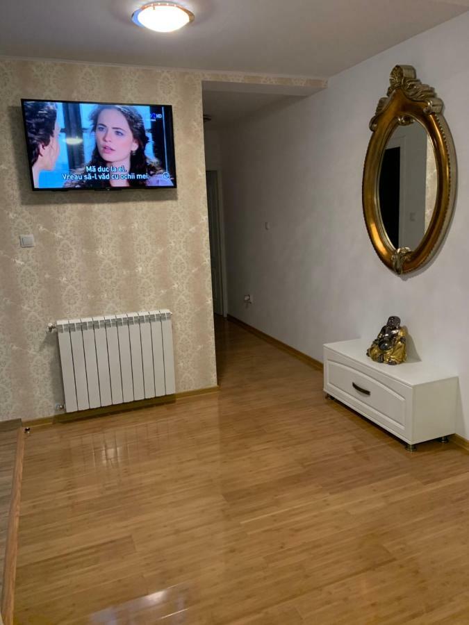 Apartament Micsunelelor Cu Parcare Privata Яш Екстериор снимка